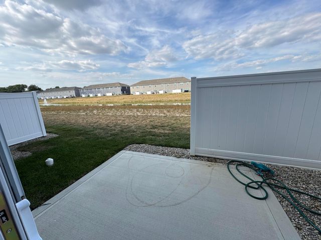 6318 Marinelli Drive S, Columbus, OH 43228