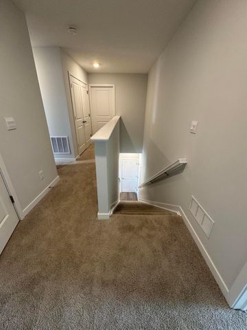 6318 Marinelli Drive S, Columbus, OH 43228