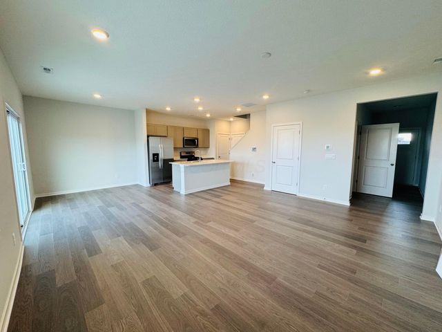 6318 Marinelli Drive S, Columbus, OH 43228