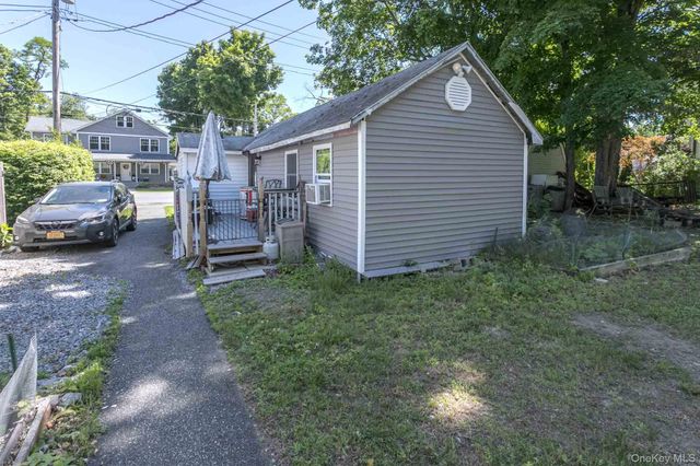 43 Oak Street, Greenwood Lake, NY 10925