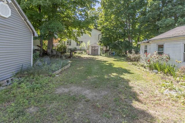 43 Oak Street, Greenwood Lake, NY 10925