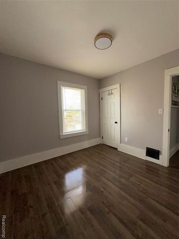 3466 Townsend Street, Detroit, MI 48214