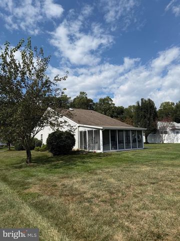 38 PINECREST DR, Deptford, NJ 08096
