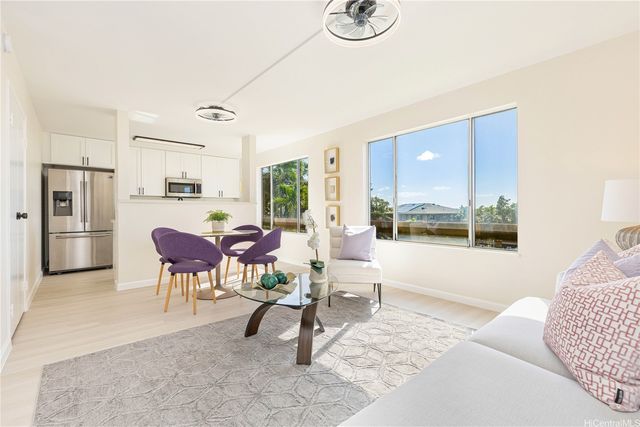 92-1136 Panana Street 107, Kapolei, HI 96707