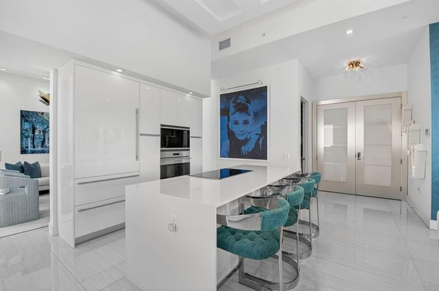 20155 Boca West Drive Ph-b904, Boca Raton, FL 33434