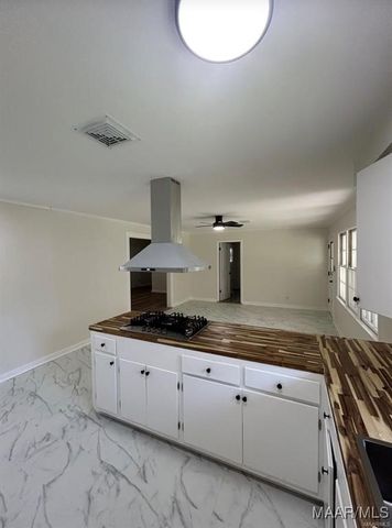 315 Bellehurst Drive, Montgomery, AL 36109