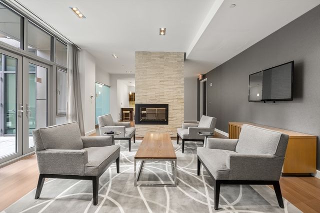 43 Westland Avenue 202, Boston, MA 02115