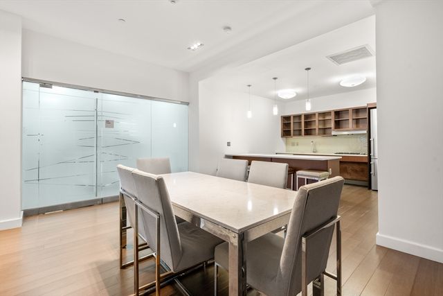 43 Westland Avenue 202, Boston, MA 02115