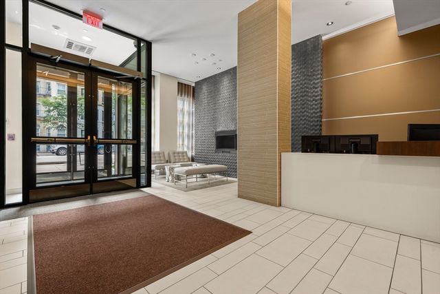 43 Westland Avenue 202, Boston, MA 02115