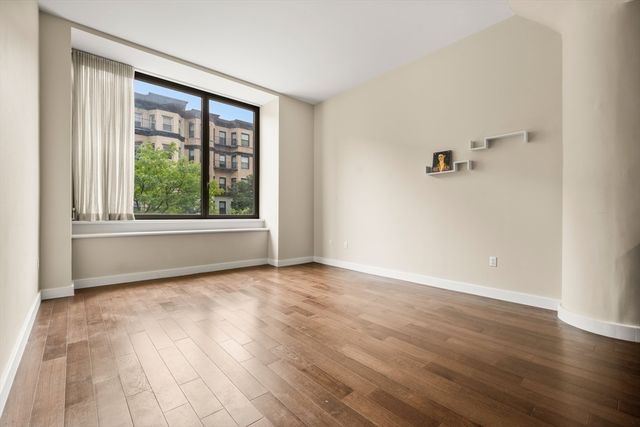 43 Westland Avenue 202, Boston, MA 02115