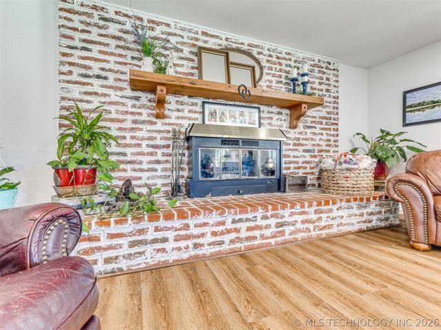 5123 N 116th West Avenue, Sand Springs, OK 74063