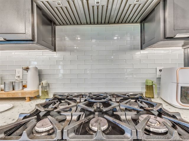 5123 N 116th West Avenue, Sand Springs, OK 74063