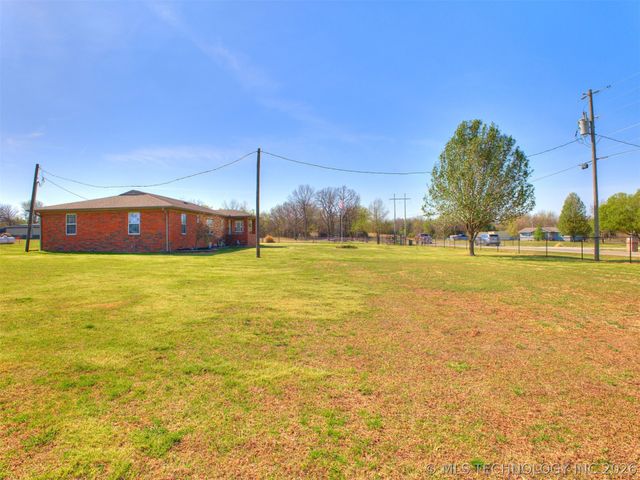 5123 N 116th West Avenue, Sand Springs, OK 74063