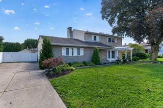 1352 Roelke Drive, South Bend, IN 46614