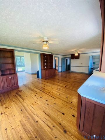 6012 Studley Rd, Mechanicsville, VA 23116