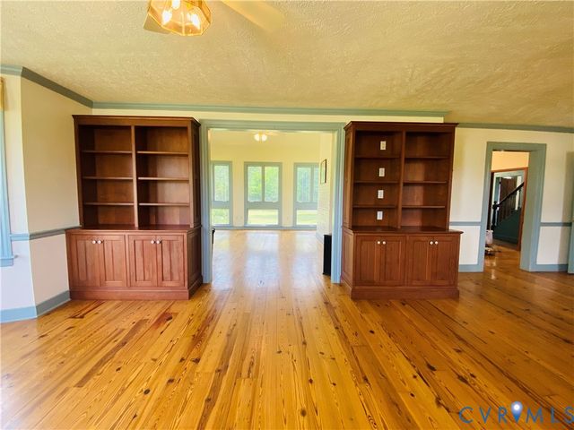 6012 Studley Rd, Mechanicsville, VA 23116
