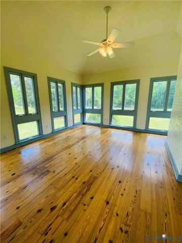 6012 Studley Rd, Mechanicsville, VA 23116