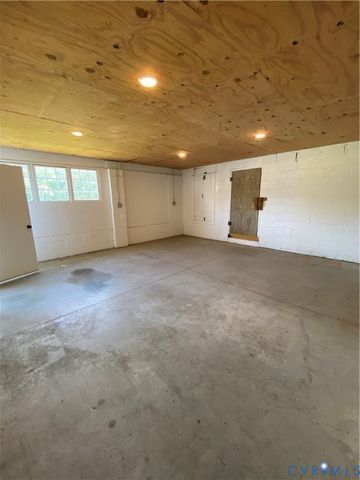 6012 Studley Rd, Mechanicsville, VA 23116