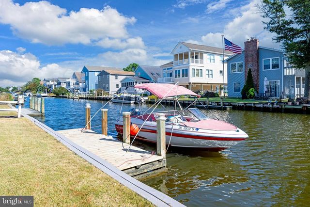 148 LAYTON DR, South Bethany, DE 19930