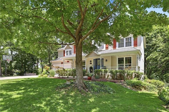 7621 Acuff Lane, Lenexa, KS 66216