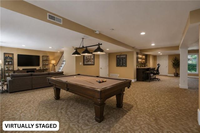 7621 Acuff Lane, Lenexa, KS 66216