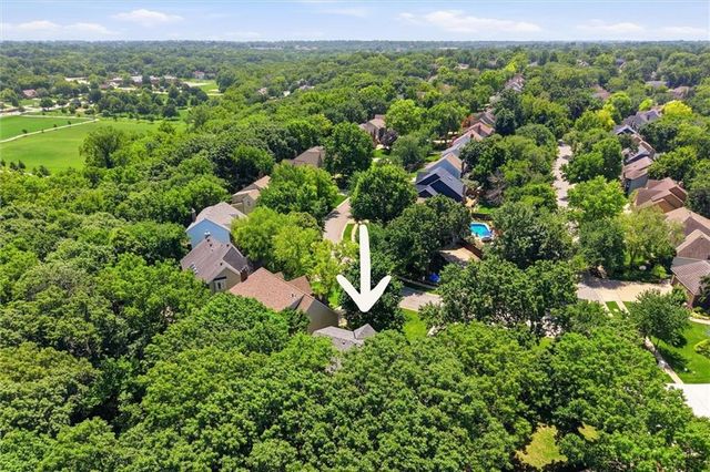 7621 Acuff Lane, Lenexa, KS 66216