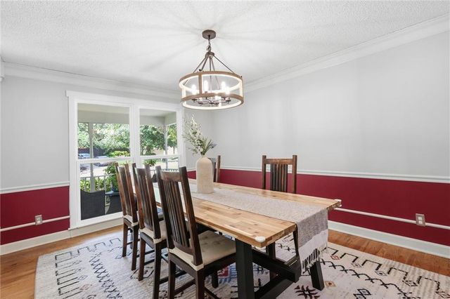 7621 Acuff Lane, Lenexa, KS 66216