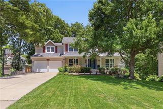 7621 Acuff Lane, Lenexa, KS 66216
