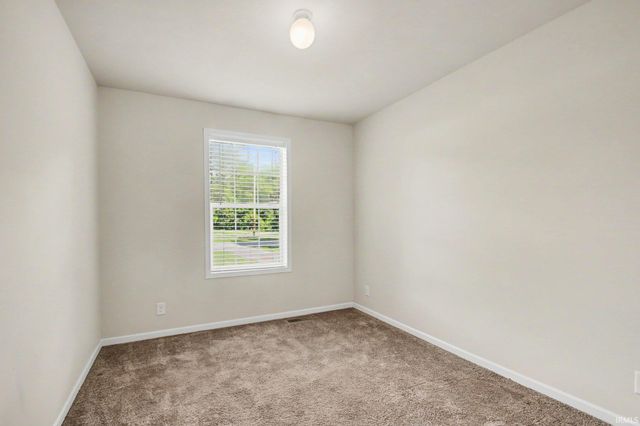 51748 Juniper Road, South Bend, IN 46637