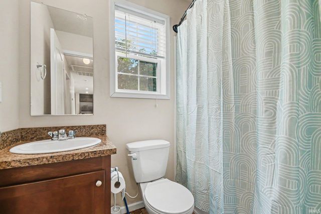 51748 Juniper Road, South Bend, IN 46637