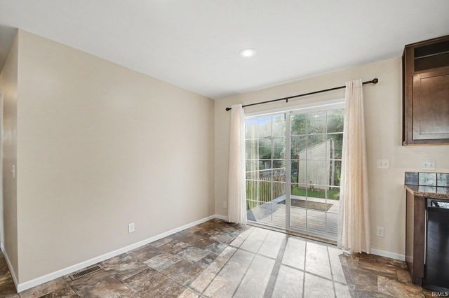 51748 Juniper Road, South Bend, IN 46637