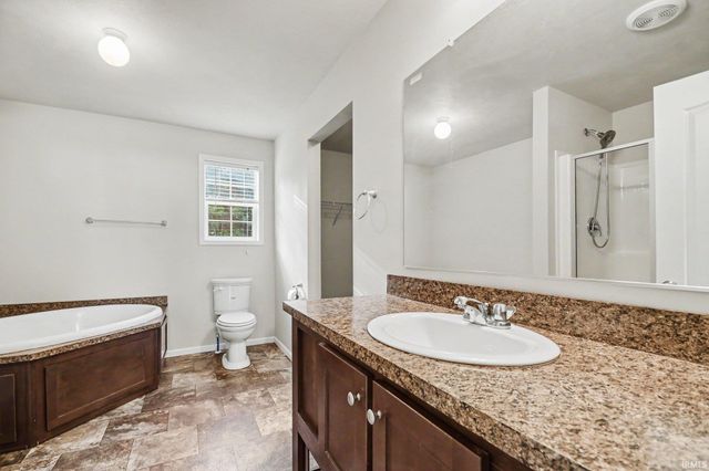51748 Juniper Road, South Bend, IN 46637