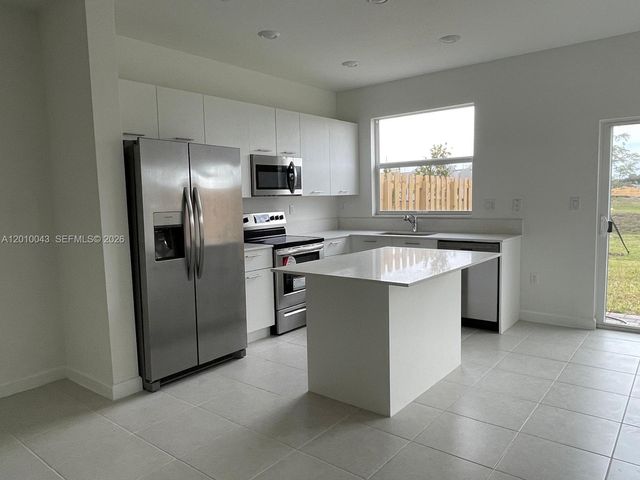 12372 NW 23rd Ct 12372, Miami, FL 33167