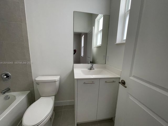 12372 NW 23rd Ct 12372, Miami, FL 33167
