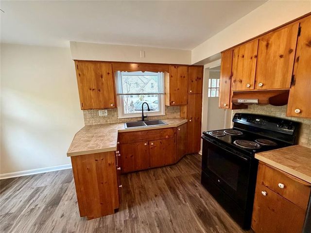 505 3rd Avenue, Eau Claire, WI 54703
