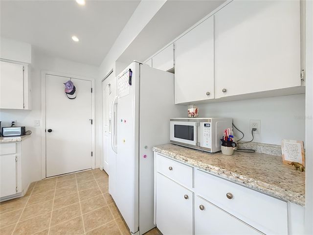 4360 N MAE WEST WAY, Beverly Hills, FL 34465