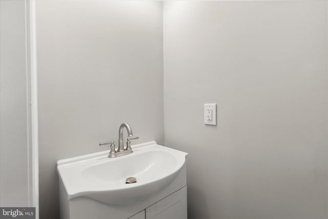 3922 MOUNT PLEASANT AVE, Baltimore, MD 21224