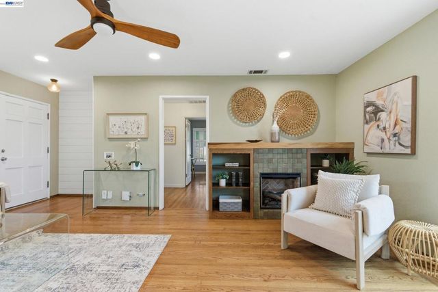 2651 Ione Ave, Castro Valley, CA 94546