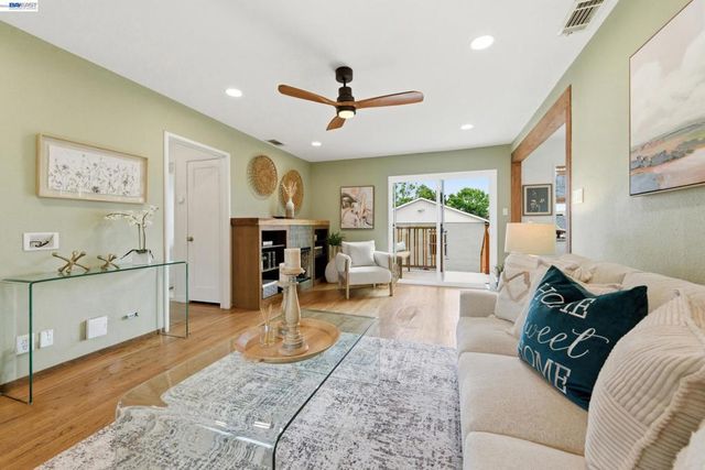 2651 Ione Ave, Castro Valley, CA 94546