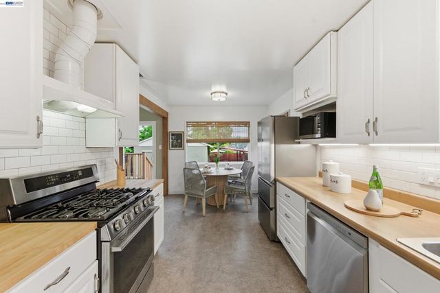 2651 Ione Ave, Castro Valley, CA 94546
