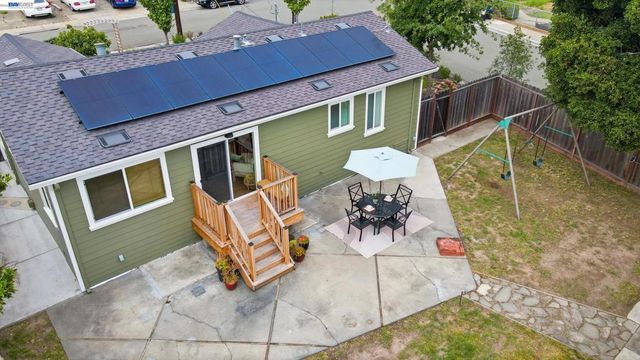 2651 Ione Ave, Castro Valley, CA 94546