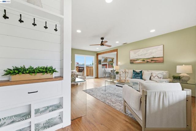2651 Ione Ave, Castro Valley, CA 94546