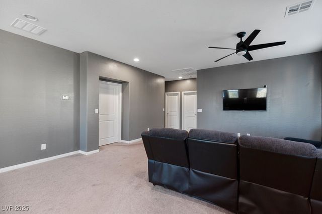 6863 Upland Heights Avenue, Las Vegas, NV 89142