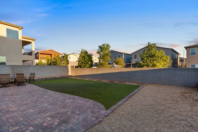 6863 Upland Heights Avenue, Las Vegas, NV 89142