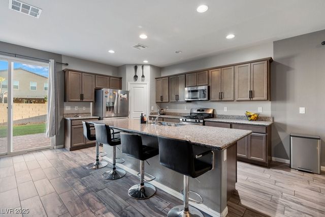 6863 Upland Heights Avenue, Las Vegas, NV 89142