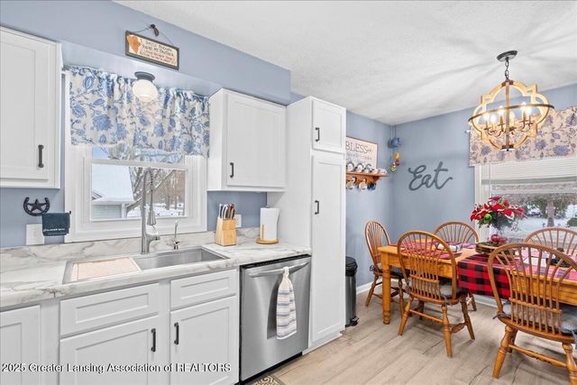 724 High Street, Charlotte, MI 48813