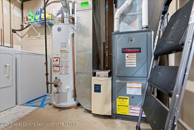 724 High Street, Charlotte, MI 48813