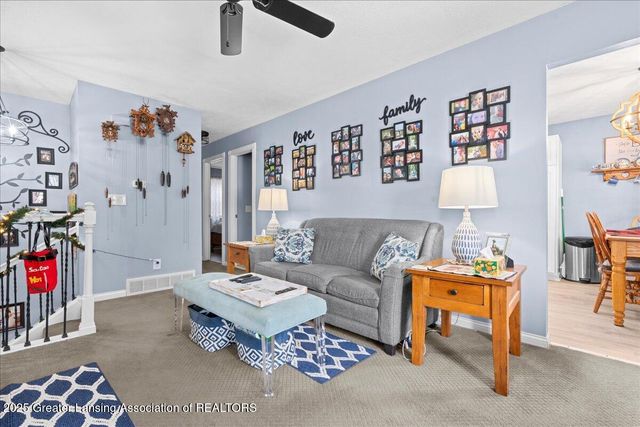 724 High Street, Charlotte, MI 48813