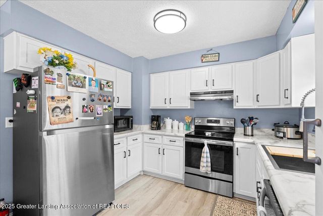 724 High Street, Charlotte, MI 48813