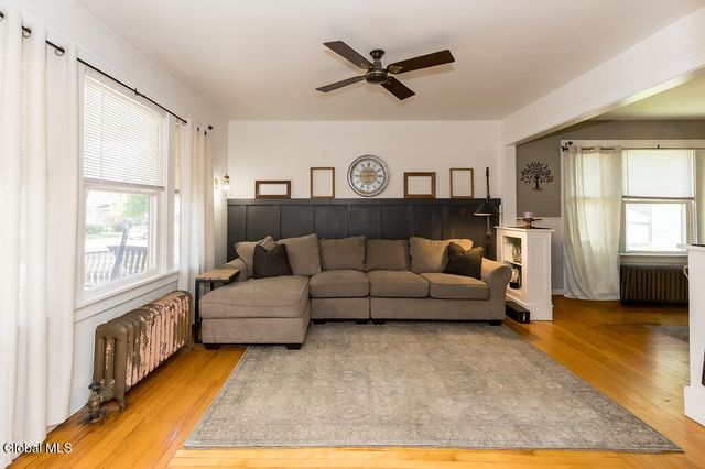 1135 Baker Avenue, Schenectady, NY 12309